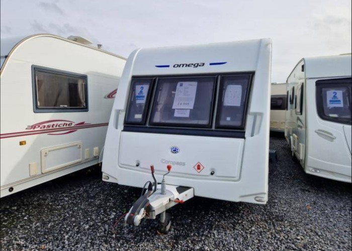 ZappAds: 2014 Compass Omega 482 Used Caravan