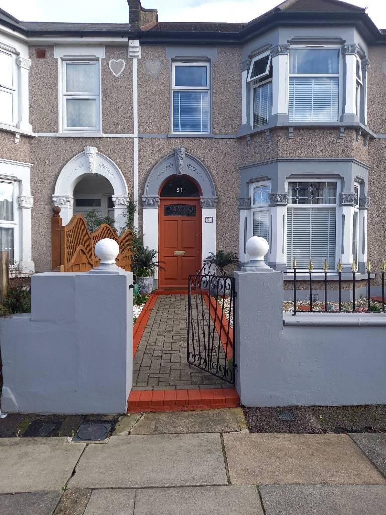 ZappAds A lovely room in Victorian house Catford SE6 weekdays rental